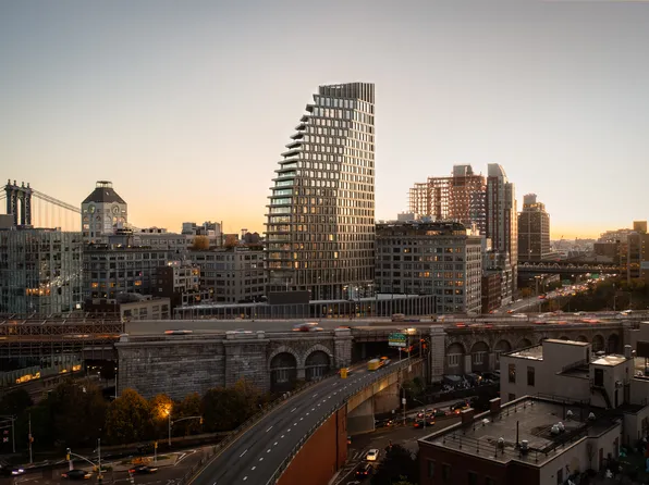 30 Front Street image 34 of 37