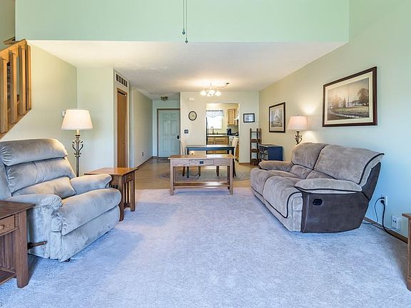 3rd image of 1320 Indian Pointe Dr