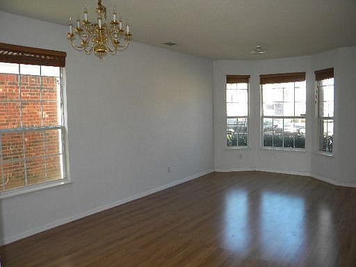 1st image of 4625 Summer Oaks Ln