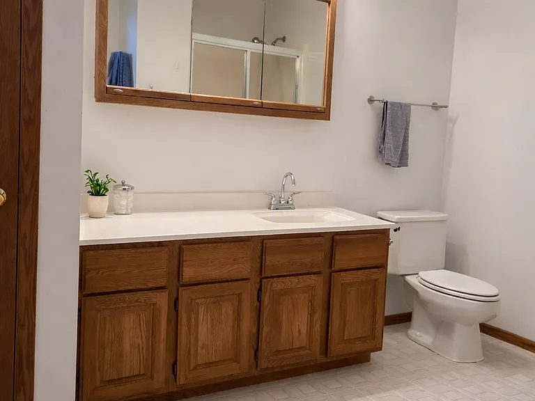 5849 Woodland Dr — Photo 7