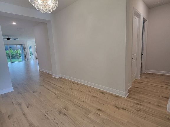 4th image of 7708 Paradiso Dr