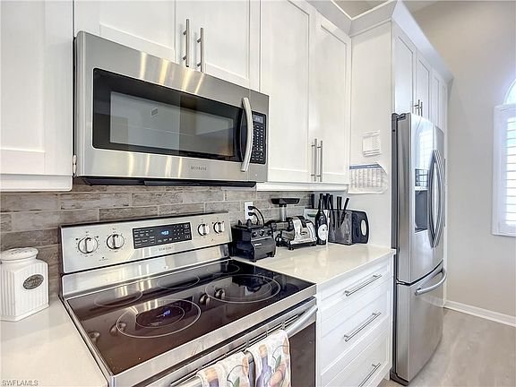 5th image of 2671 Citrus Lake DR #E-304