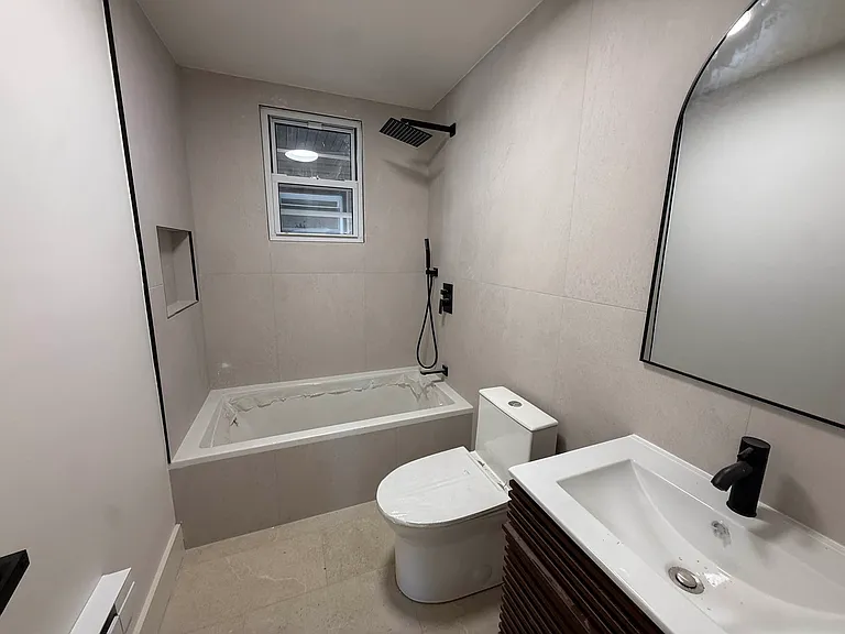 75 Stewart St #2 — Photo 5