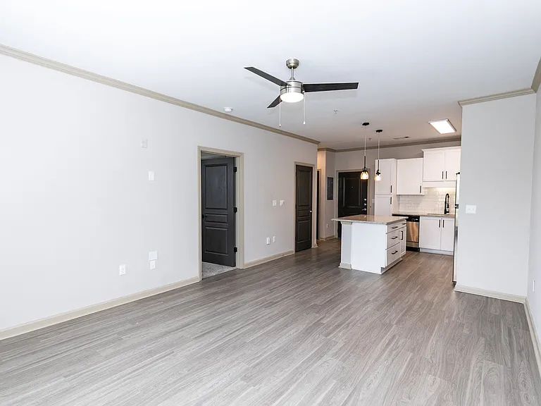 Westmount at Ashwood — Photo 11
