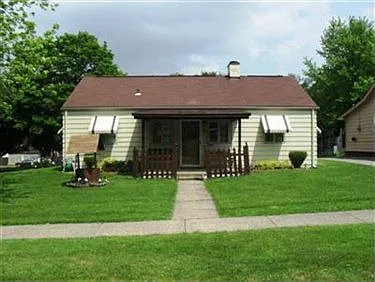 301 Ohio Ave photo 1