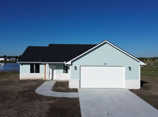 121 S Midway St, Valley Center, KS 67147