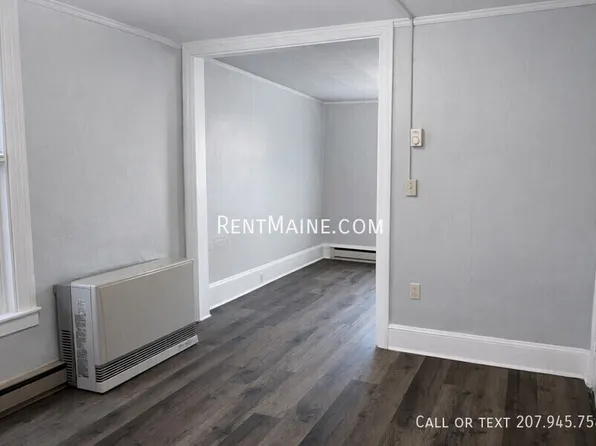 53 Parker St APT 3, Brewer, ME 04412