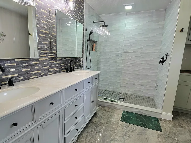 654 Madrid Dr — Photo 7