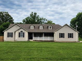 13960 Sherwood Ln, Plato, MO 65552