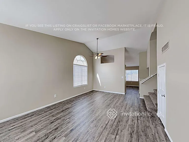 5725 Pebble Rock Dr — Photo 4
