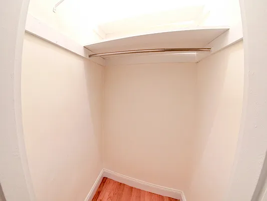 Rented by Urban Real Estate Inc | media 16