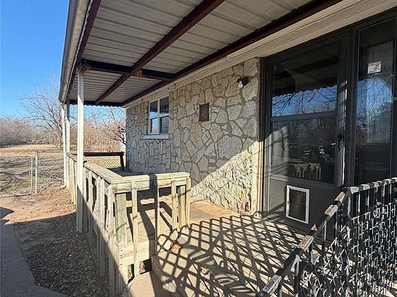 4th image of 1401 SW 56th St