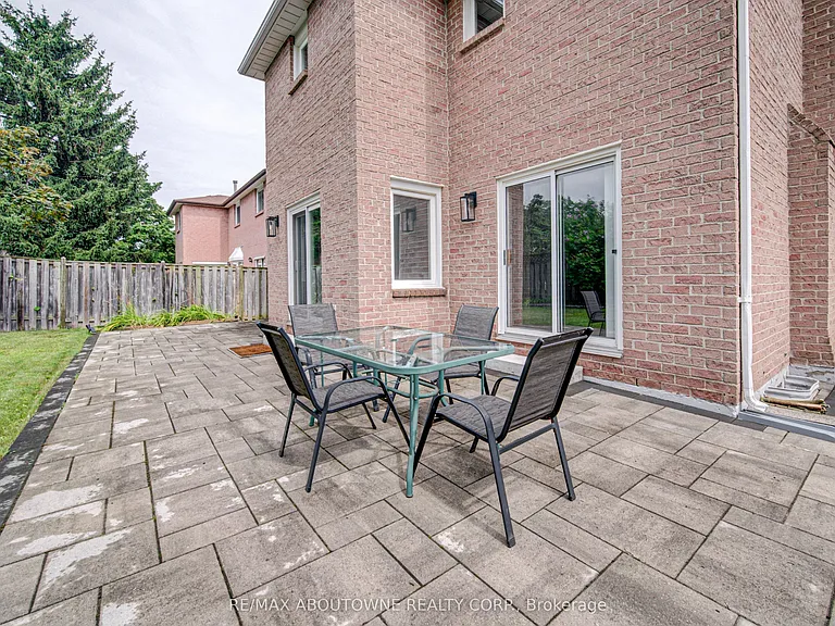 426 Parklane Rd — Photo 41