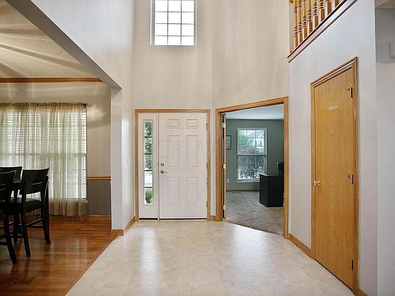 5th image of 4346 Edgarton Dr