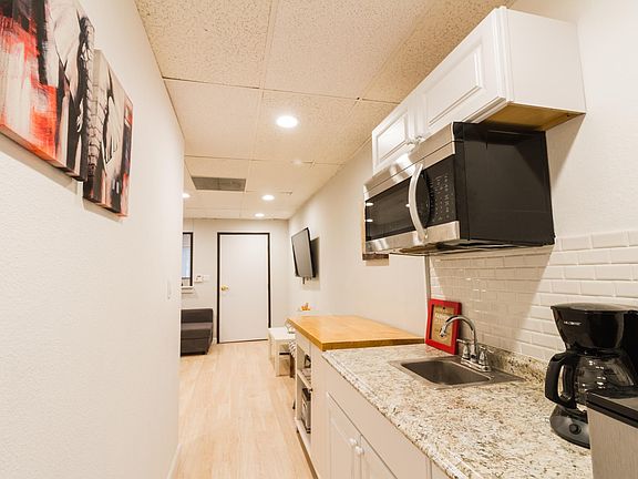 5th image of 127 N Madison Ave Ste 105