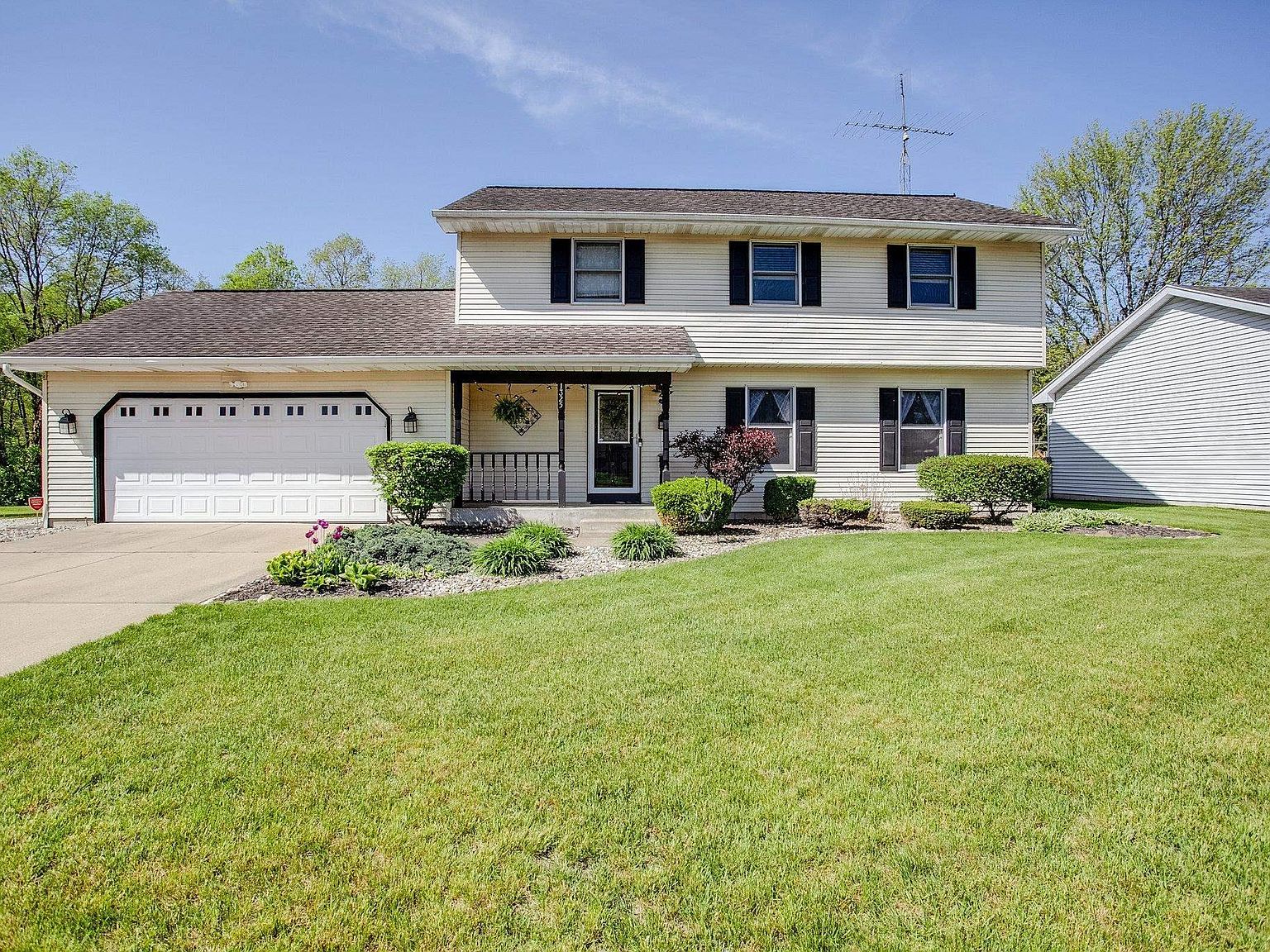 1325 Bridgeton Dr, Mishawaka, IN 46544 Zillow