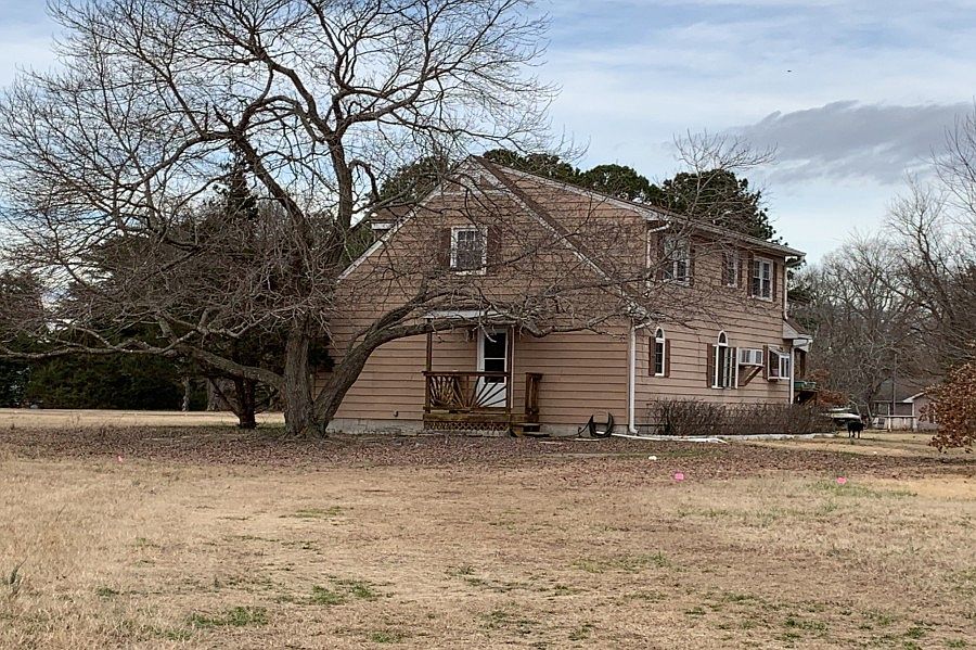 1st image of 6263 Herrington Ln