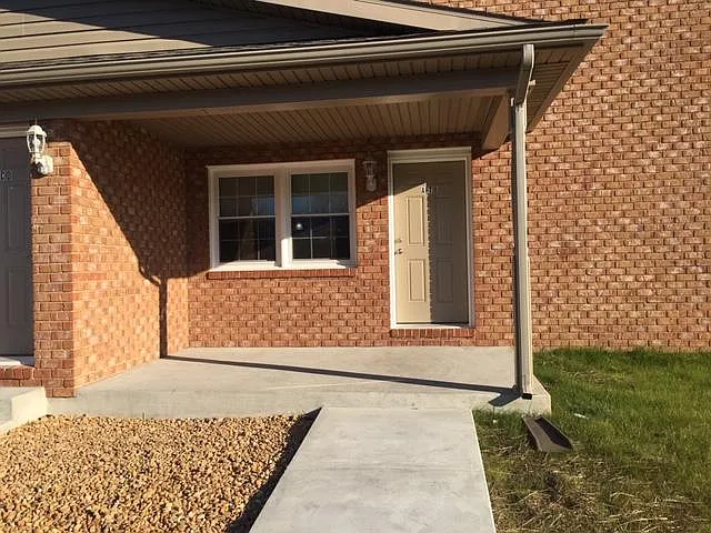 322 Pendleton Dr — Photo 15