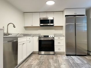 245 Spring St #C, Portland, ME 04102