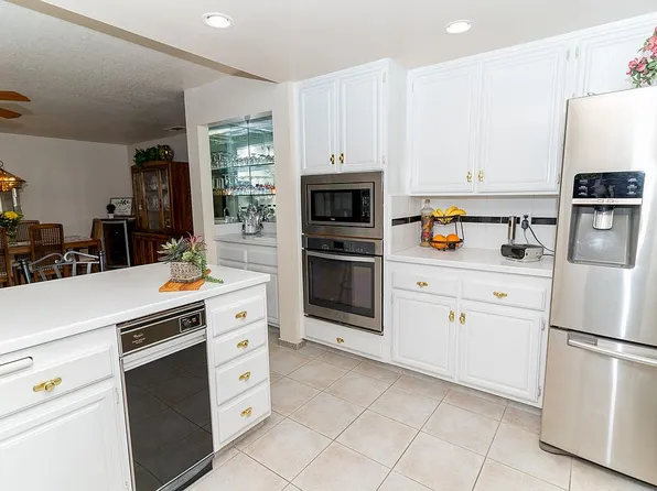 6300 N Palm Ave Unit 123, Fresno, CA 93704