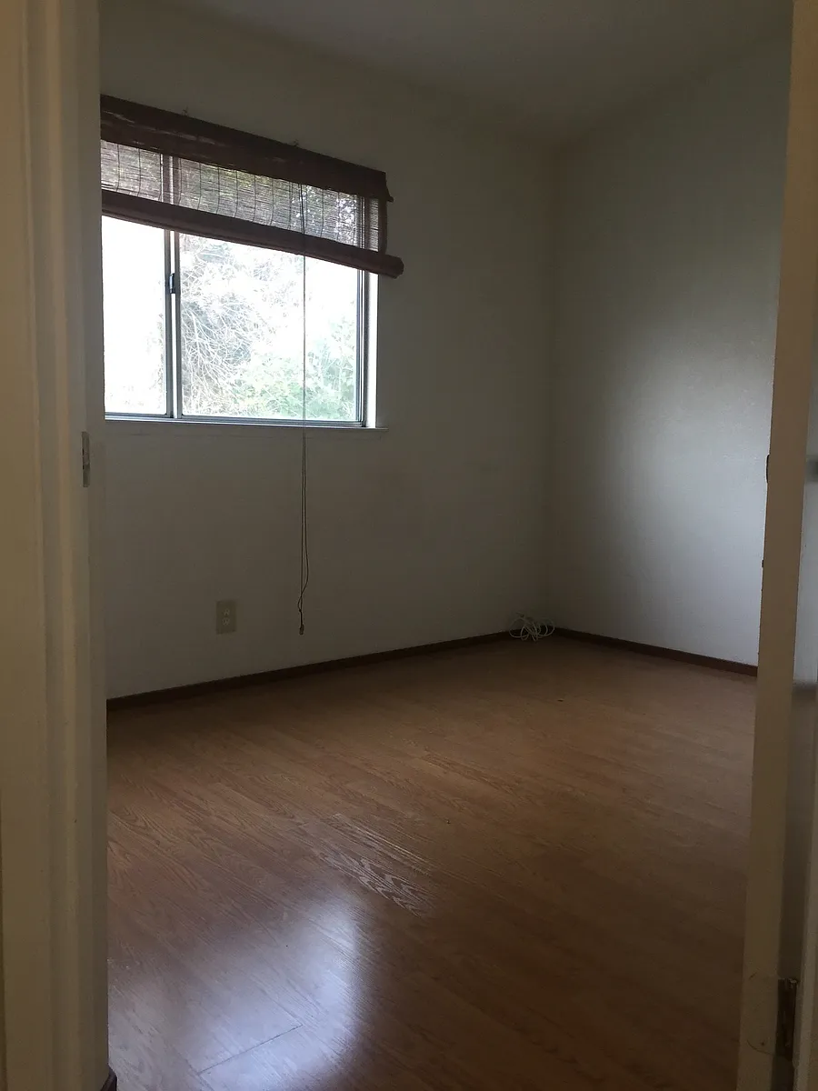 Building Photo - 5365 Yvette Way #107-A