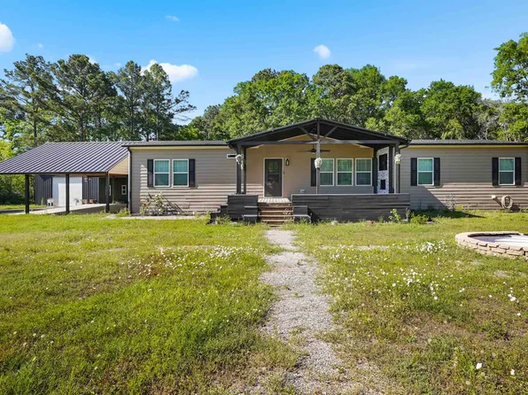 104 Barto St, Arp, TX 75750
