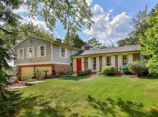 356 Kings Cv, Lisle, IL