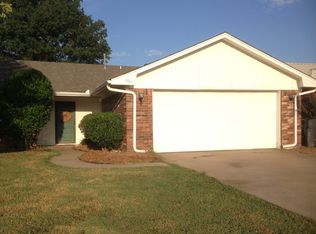 1911 Wildewood Dr, Ardmore, OK 73401