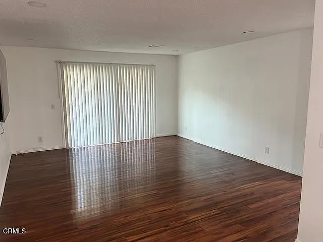 221 Rosewood St — Photo 11