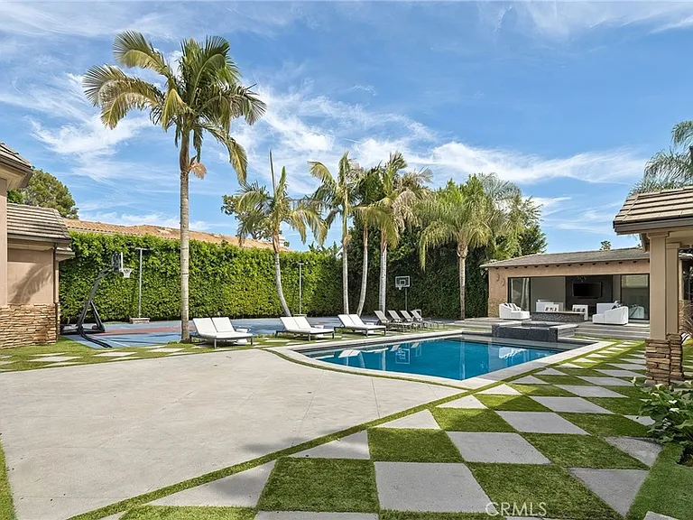 4816 Gloria Ave — Photo 35