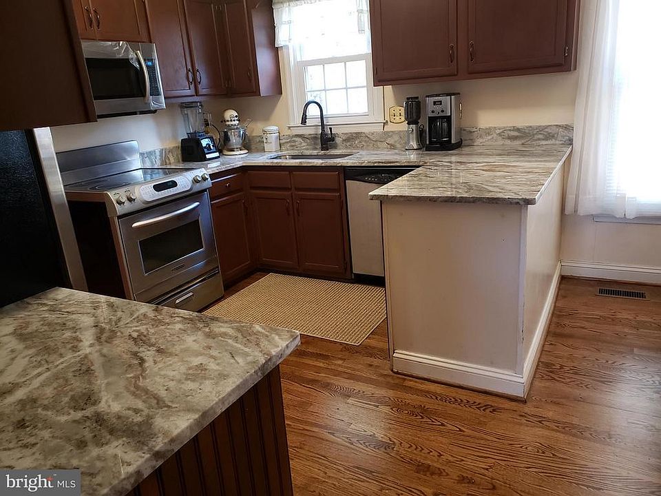 2nd image of 14533 Oak Cluster Dr