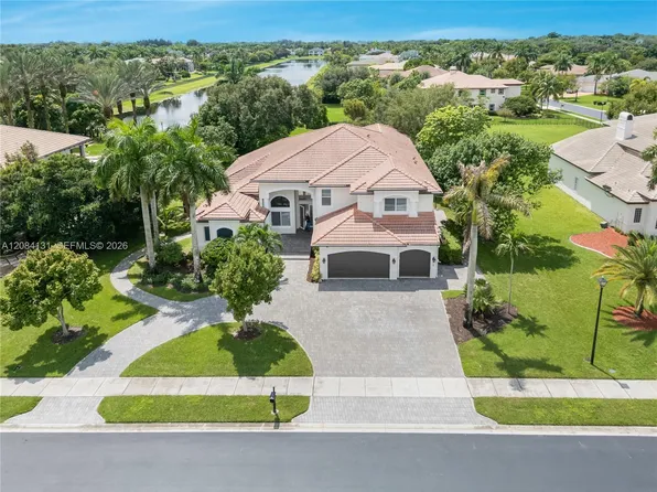 11406 Canyon Maple Blvd, Fort Lauderdale, FL 33330