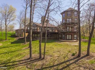 24-89 Hidden Valley Ct, Lanark, IL 61046