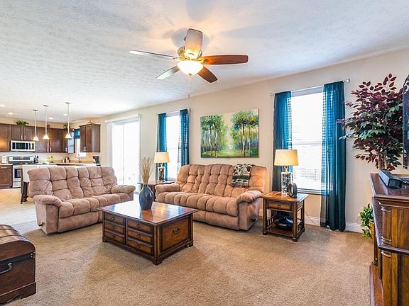 3rd image of 2360 Gardner Dr