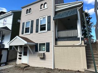 36 W North St APT 2, Bethlehem, PA 18018