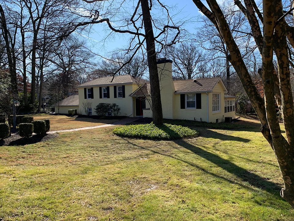 Front of 20 Ravine Rd