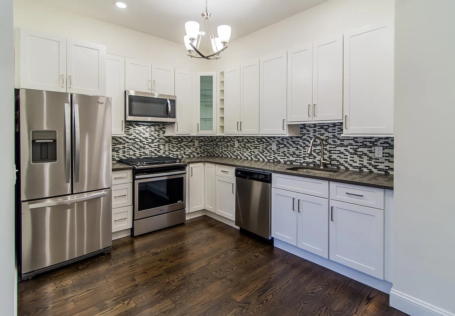 2 bed, $4,295 — Photo 2