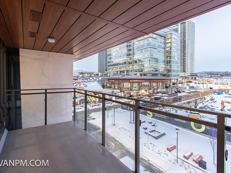 2085 Skyline Ct #405 — Photo 17