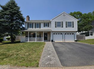 15 Tamarack St, Howell, NJ 07731