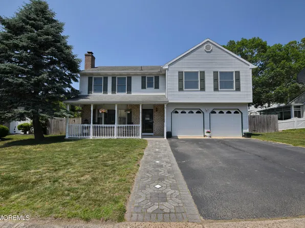 15 Tamarack Street, Howell, NJ 07731