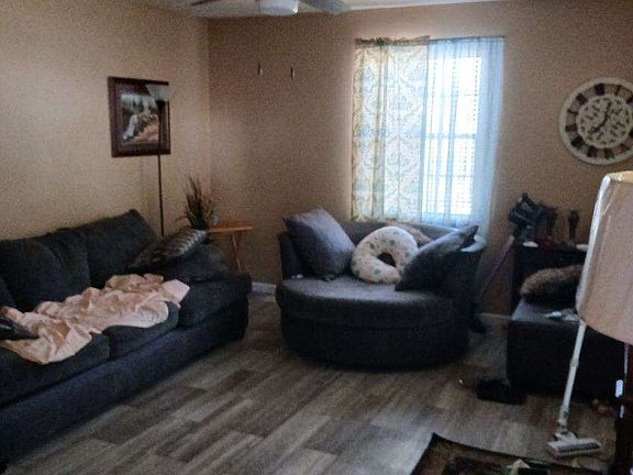 4th image of 501 Plainview Dr NW