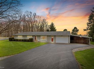 5223 Graber Rd, Fredericksburg, OH 44627