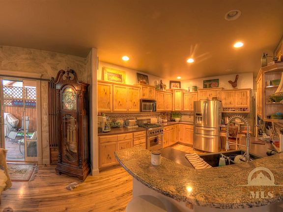 5th image of 66 W Katina Ct