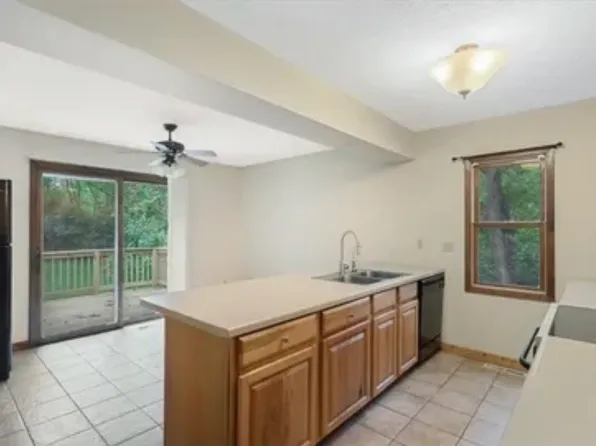 5347 Wedgewood Dr, Excelsior, MN 55331