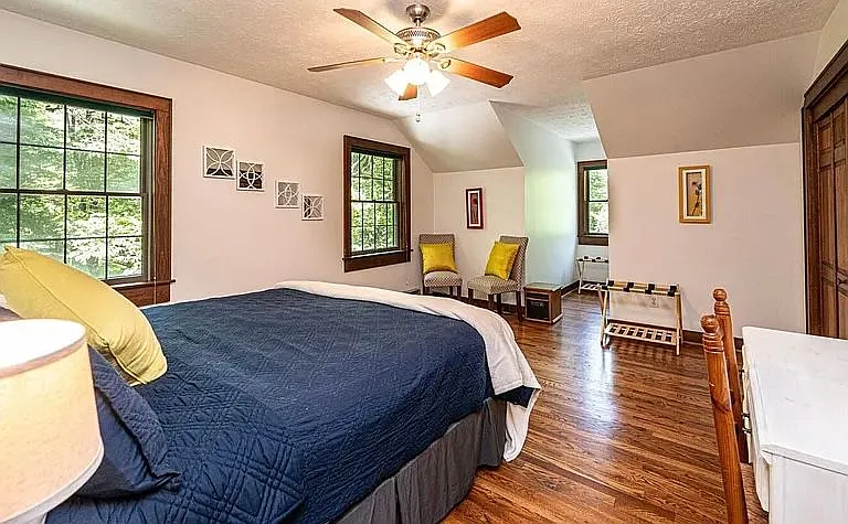 159 Creekstone Dr — Photo 4