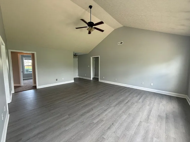 474 Hilton Way — Photo 5