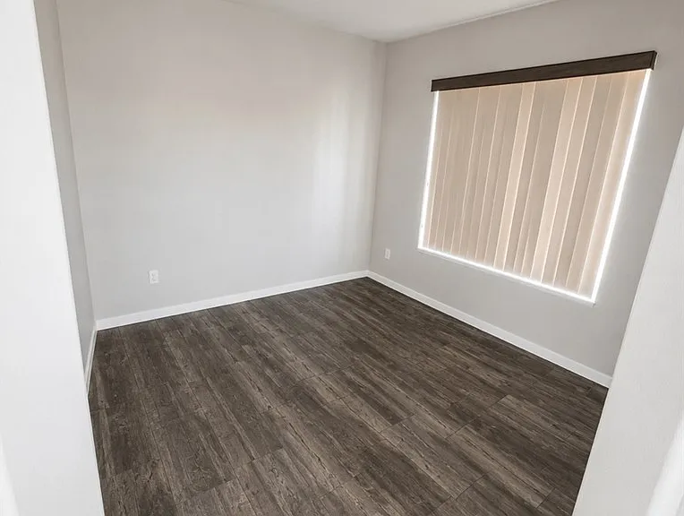 71 Jewel Mine Ave — Photo 3