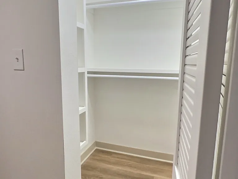 120 Gennaro Pl — Photo 9