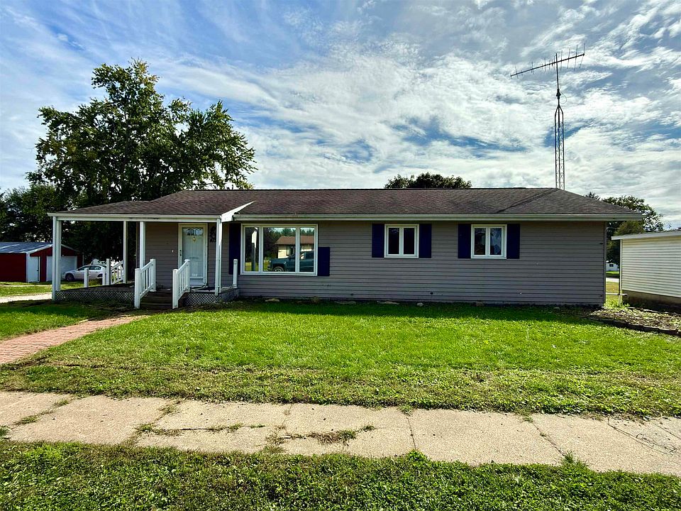 1st image of 415 3rd St