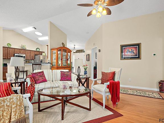 4th image of 6 Wilksboro Pl